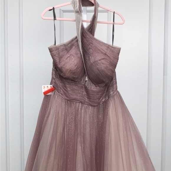 Mac Duggal 20376 NWT Glitter Ombre Halter Neck Ballgown - Picture 4 of 6